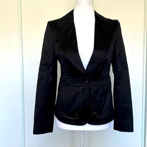Burberry Jackets & Blazers - Burberry black blazer US size 2 with black patent detailing